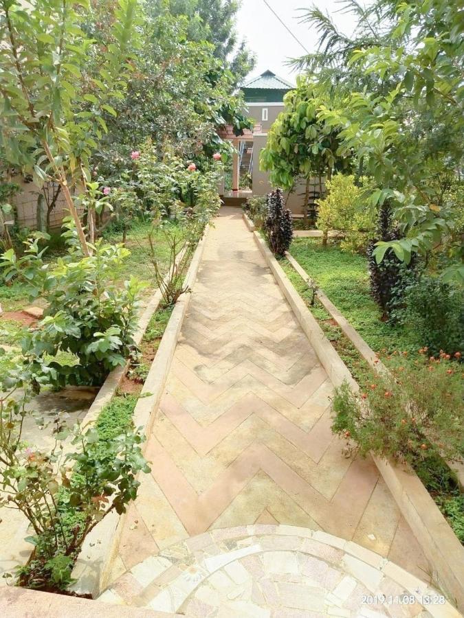 Yelagiri Golden Villa Extérieur photo